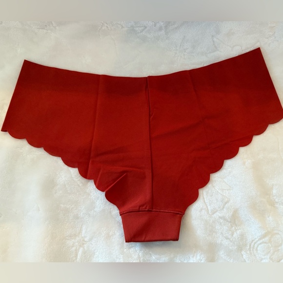 Victoria’s Secret PINK No Show Scalloped Edge Panty Duo Red & Sage Size M, NWT - Picture 3 of 7